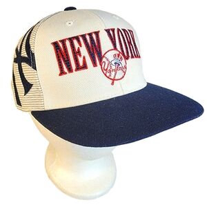 New York Yankees Laser Sports Specialties Vintage 90's Snapback Baseball Cap Hat